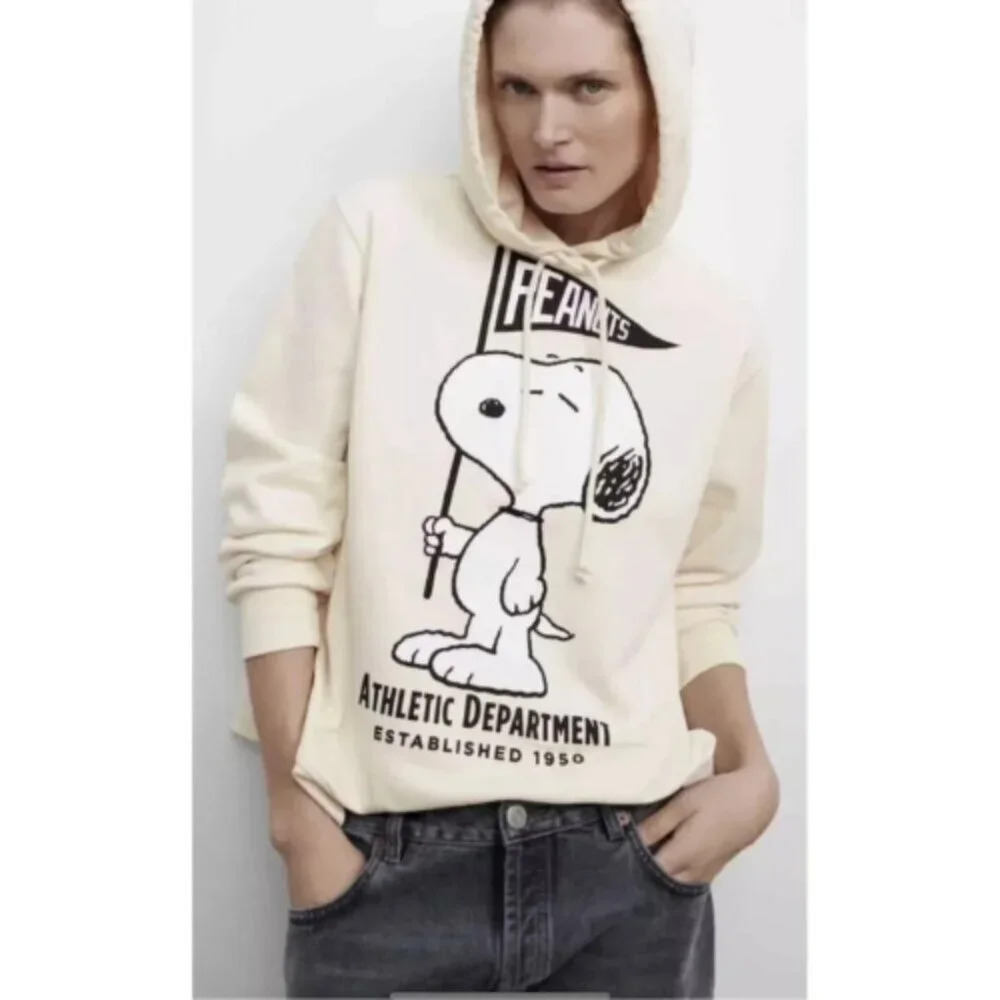 Zara Womens Small Snoopy Peanut Limited Tier Back Beige Hoodie